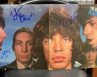 Portada del álbum "Black and Blue" de los Rolling Stones firmada por All 4 w/ LOA