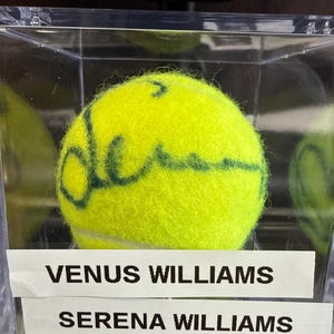 Serena & Venus  Williams  2x Hand Signed  Autograph Wilson US OPEN 4  Tennis Ball LOA Hologram