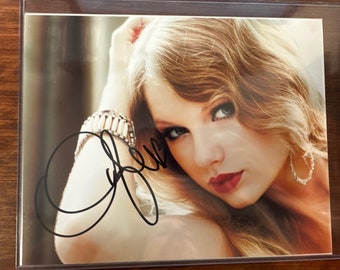Taylor Swift 8"x10"" Reproduction Photograph