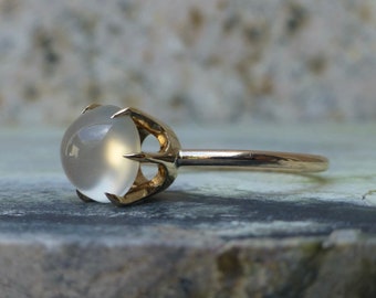 Größe 6, Antiker Mondstein Ring aus 10 Karat Gold