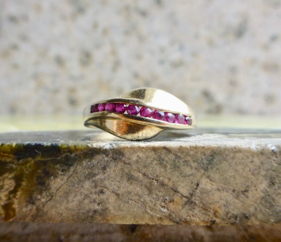 Vintage Ruby Ring, Antique Dainty Ruby Ring, Ruby