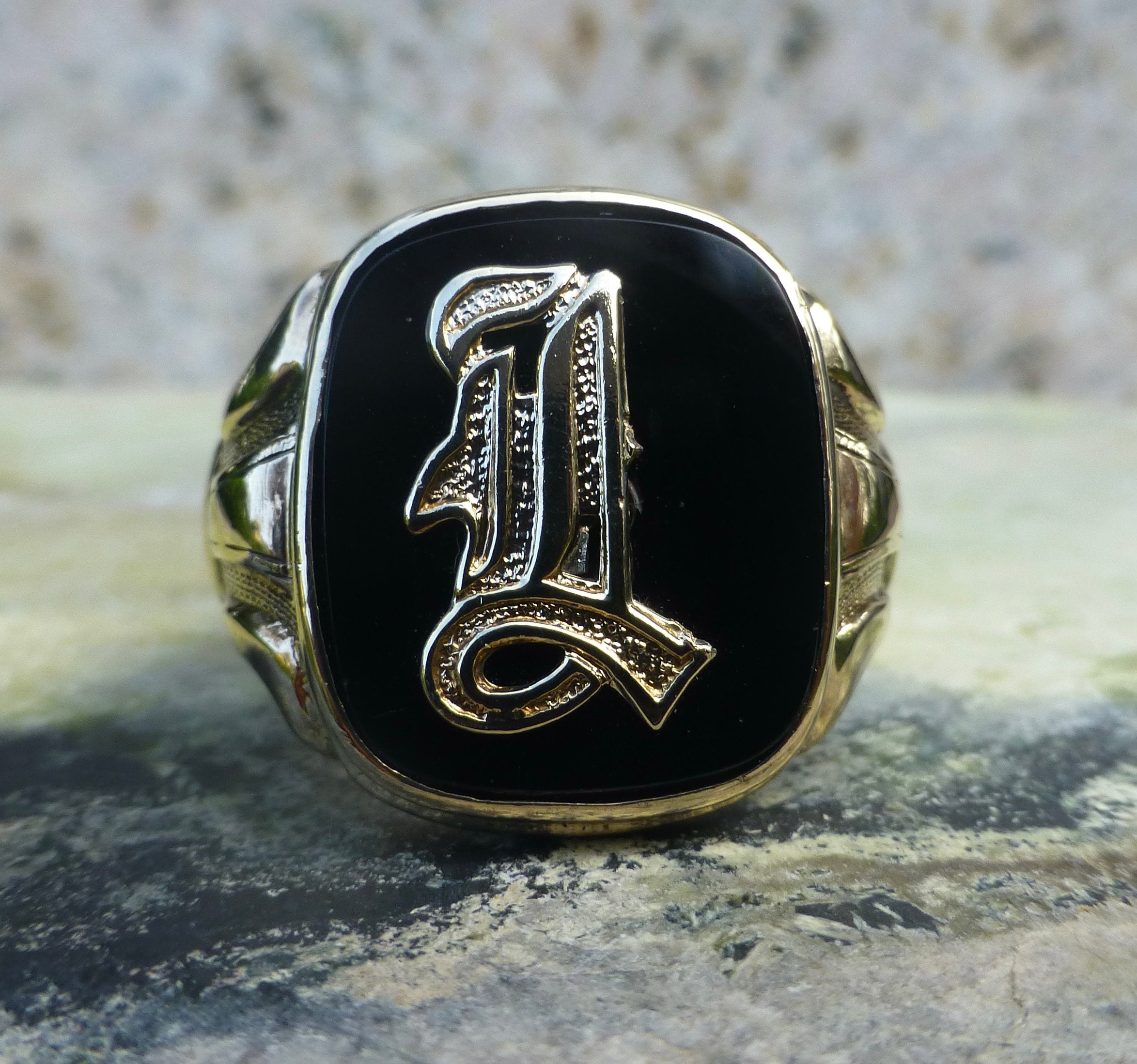 Letter L Signet Ring - 5 For Sale on 1stDibs