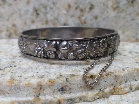 Antique Art Deco Silver Flower Bracelet