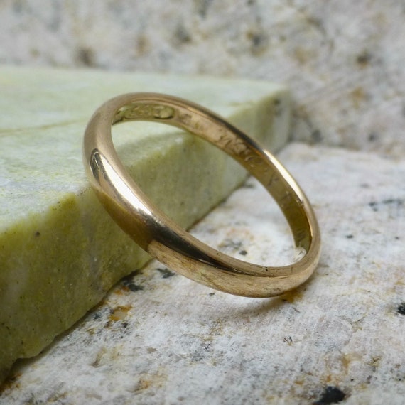 Size 7 Solid 14k Gold Band Dated October 17, 1919