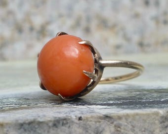 Size 5.5, Antique Art Deco Natural Coral Ring In 14 Karat Rose Gold