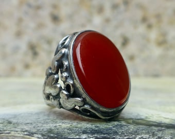 Size 4, Art Nouveau Silver and Carnelian Ring