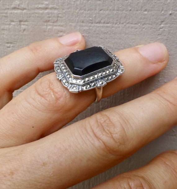 Large onyx best sale ring