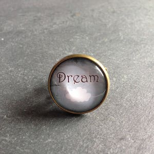 bague vintage Dream sur fond bleu image 2