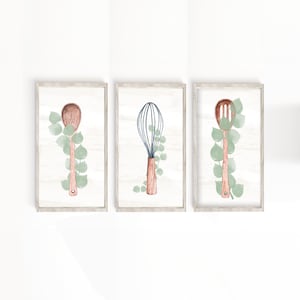 Arte de pared de cocina, decoración de pared de utensilios, letrero de cocina de granja, decoración de pared de cocina, utensilios y eucalipto, juego de 3 decoración de cocina