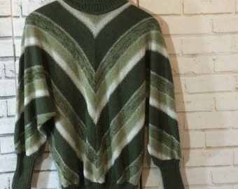 VINTAGE Womens Turtle Neck Jumper Sweater Green Multicoloured Geometric Size M