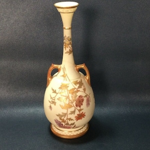 Royal worcester hand painted vases - Etsy 日本 Royal worcester hand painted vases - Etsy 日本