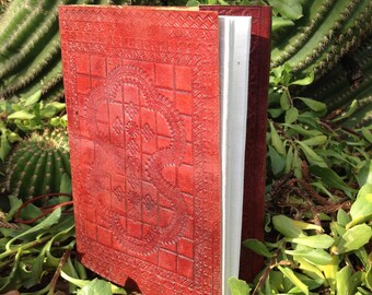 Diario de cuero repujado hecho a mano – Cuaderno recargable con diseño rajastaní