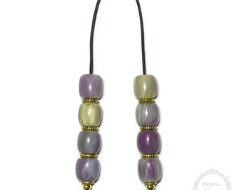 Faturan Begleri with 8 beads in drum shape of 15x14mm diameter.