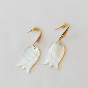 Philippines Tulips Blossom Mother of Pearl Shell  Drops Filipino Jewelry