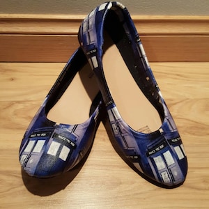 Doctor who - tardis - Womens flat shoes - sizes 6-11 - Custom Made