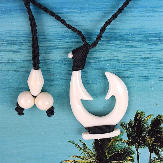 Unique Gorgeous Hawaiian X-Large Fish Hook Necklace, Hand Carved Buffalo Bone Fish Hook Necklace, N9435 Birthday Mother Gift
