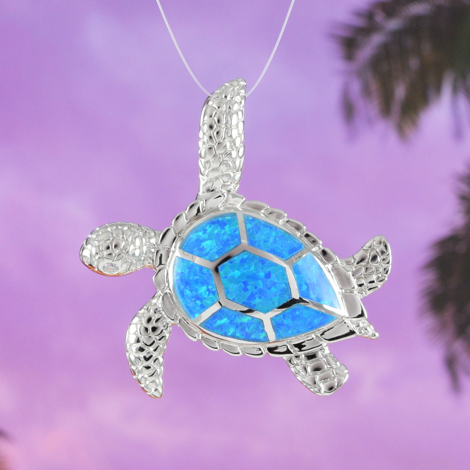 Gorgeous Large Hawaiian Sea Turtle Necklace, Sterling Silver Blue