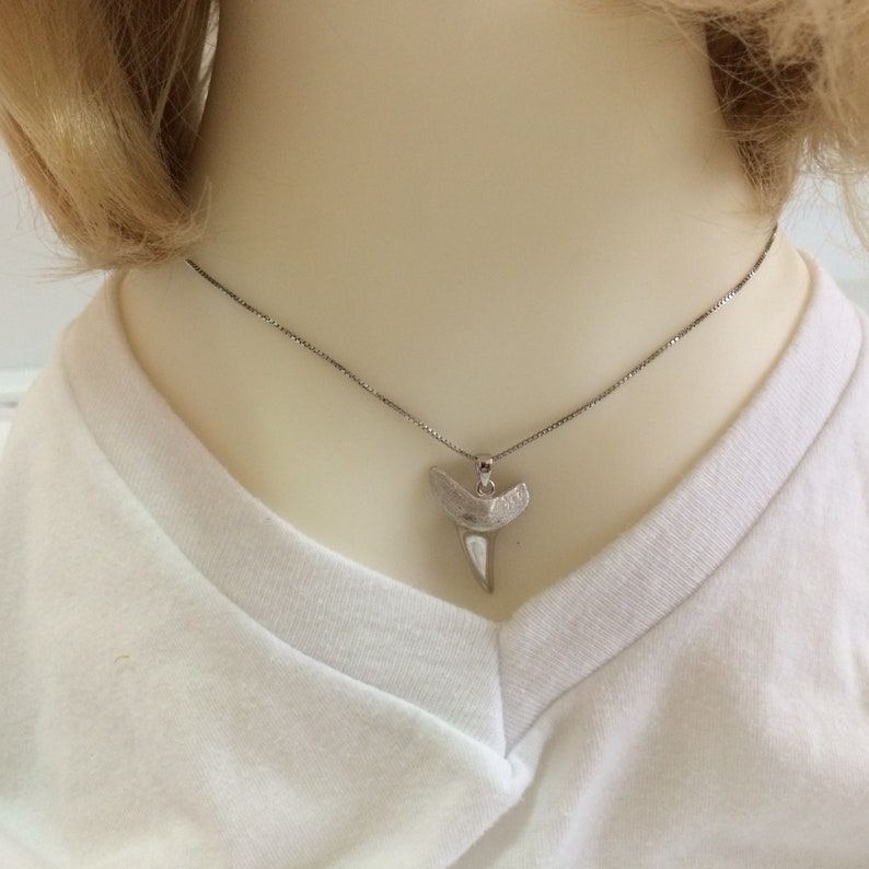 Sterling Silver Shark Teeth Pendant N6108 Birthday Valentine Wife Mom Gift Unique Hawaiian 3D Shark Teeth Necklace Island Jewelry