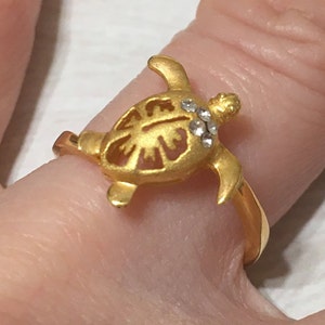 Unique Beautiful Hawaiian Sea Turtle Hibiscus Ring, Sterling Silver Yellow Gold-Plated Turtle CZ Ring, R2425 Birthday Mom Mother Gift