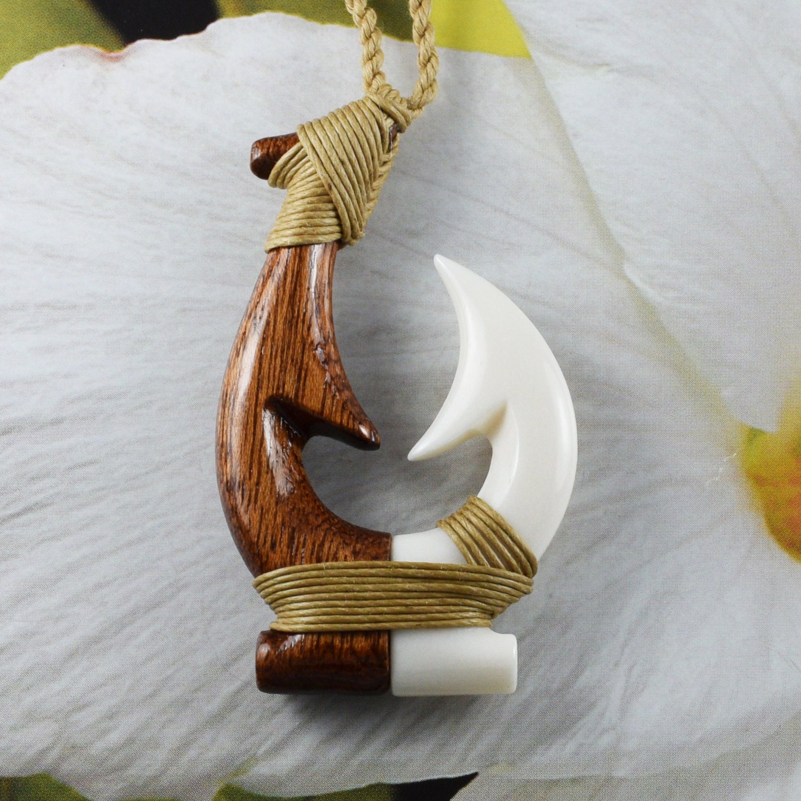 Hawaiian Jewelry Manu Makau Style Fish Hook Necklace with Hawaii