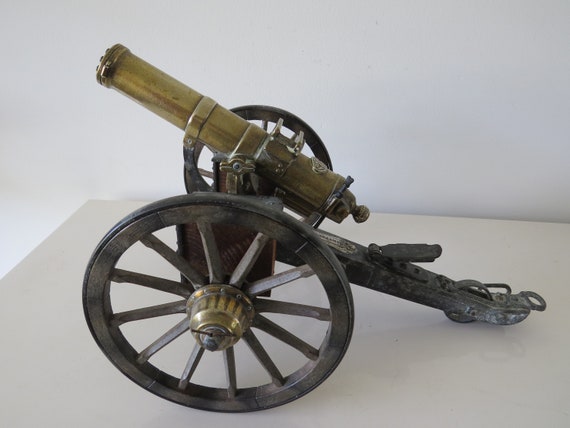 アメリカ陸軍 ガトリング砲 1883年 USA HARTFORD.CONN Yahoo!オークション - 稀少 アメリカ陸軍 ガトリング砲 1883年 USA HAR