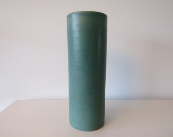 Earthenware cylinder vase Mobach Utrecht Holland, 1980s. Dutch Design. Modern. Vintage