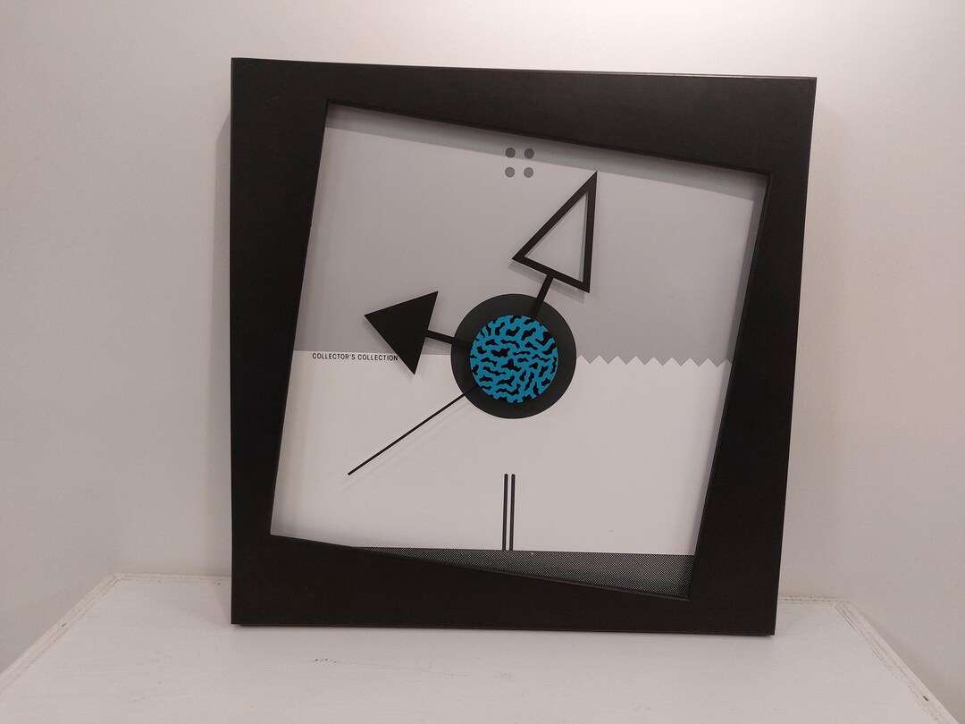 Collector's Collection Clock, Manufactured by Artec Japan. Nicolai
