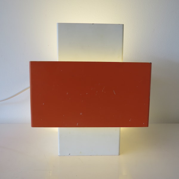 Metal Philips Wall lamp cubic. Mid Century. Vintage. 1960s. Orange/White.