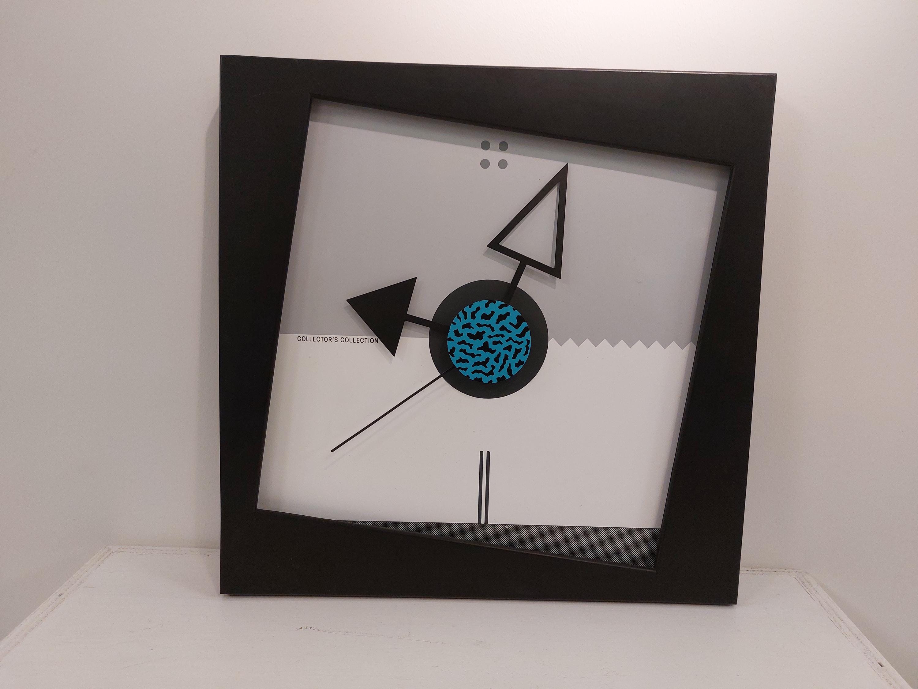 Collector's Collection Clock, Manufactured by Artec Japan. Nicolai