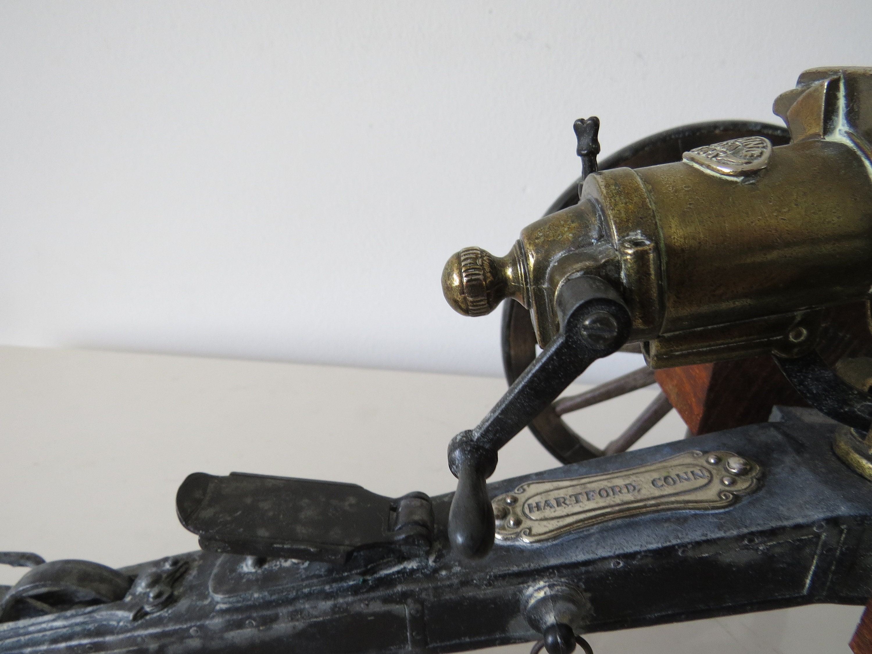 アメリカ陸軍 ガトリング砲 1883年 USA HARTFORD.CONN Vintage Scale Model Gatling Cannon. Hartford Conn. USA. 1883