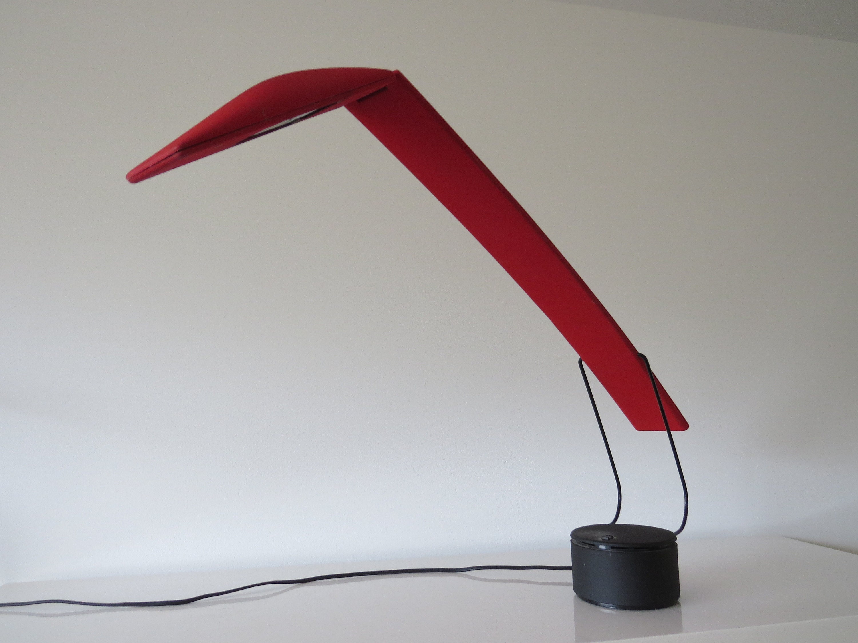 Dove lamp . Marco Colombo & Mario Barbaglia. . PAF studio Milaan 