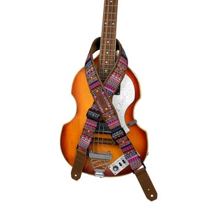 Sangle de guitare motif aztèque, sangle de guitare personnalisée, sangle de guitare réglable avec base en cuir souple, cadeau de joueur de guitare, cadeaux de musicien Ethnic Purple