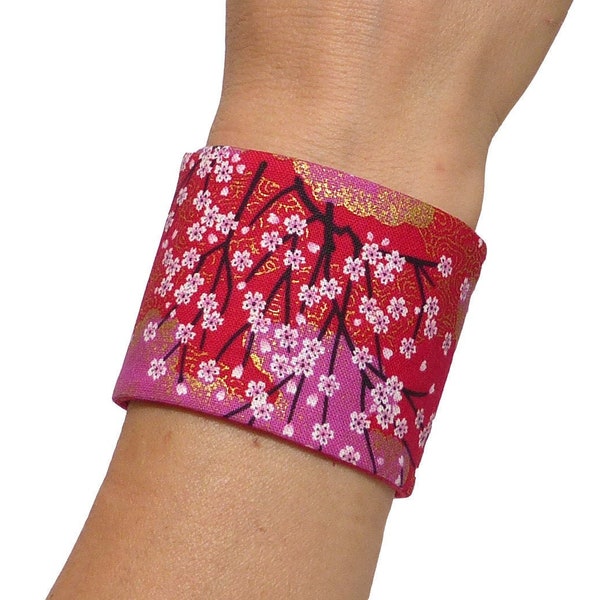 Bracelet large tissu japonais Rouge fleur Cerisier Sakura, manchette flexible floral, Rose Dore Or blanc, coton, tatouage cicatrice femme