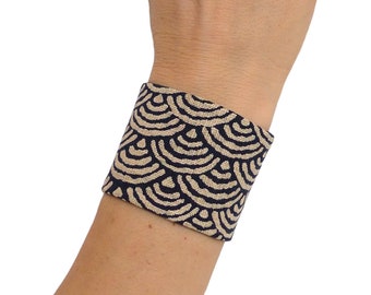 Fabric Cuff Bracelet, navy blue japanese fabric, beige geometric waves pattern, soft wristband, tattoo cover, cotton