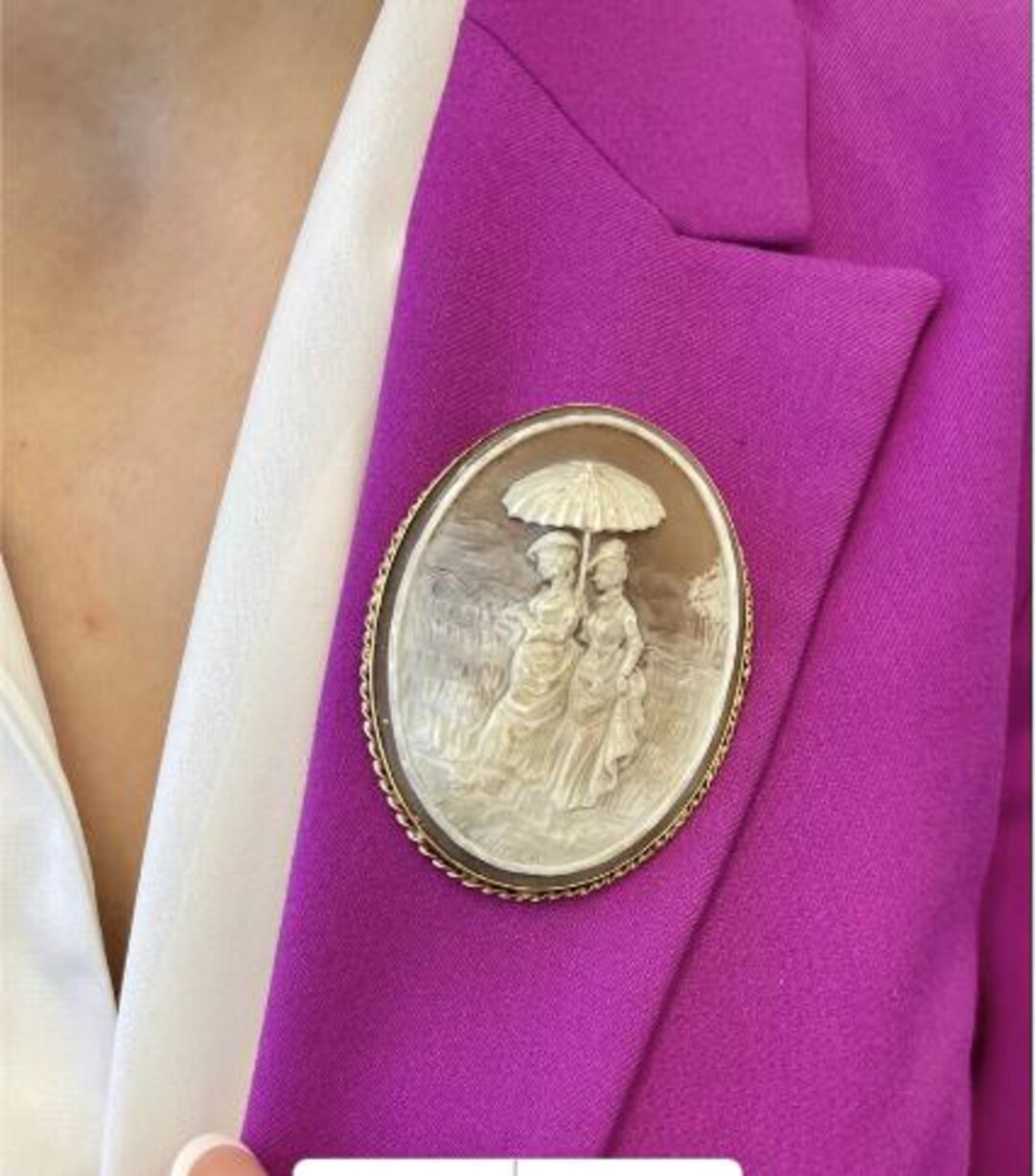 Antique Ammendola Oval Hand Carved 2 Ladies Italian Shell Cameo Brooch ...