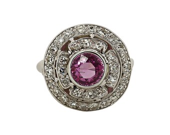 Anillo de diamantes y zafiro rosado