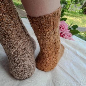 Hand-Knitted Aran Cable Wool Socks: Warm Winter Hiking Socks