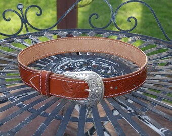 Women's Western Leather Belt Floral Tooling Stitching Size 29-32 Cowgirl