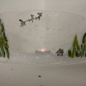 Handmade Fused Glass Art - Flying Father Christmas Free Standing Curve - Christmas Decoration