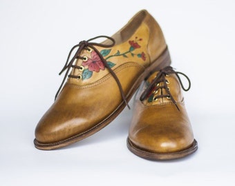 Ladies Oxford shoes, Handmade painted Leather shoes with flowers, women's brogues, tie and lace up flat shoes