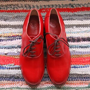 Women oxford shoes, red leather shoes, custom shoes, handmade shoes, flat and tie shoes. image 5