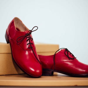 Women oxford shoes, red leather shoes, custom shoes, handmade shoes, flat and tie shoes. image 10