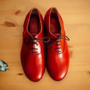 Women oxford shoes, red leather shoes, custom shoes, handmade shoes, flat and tie shoes. image 2