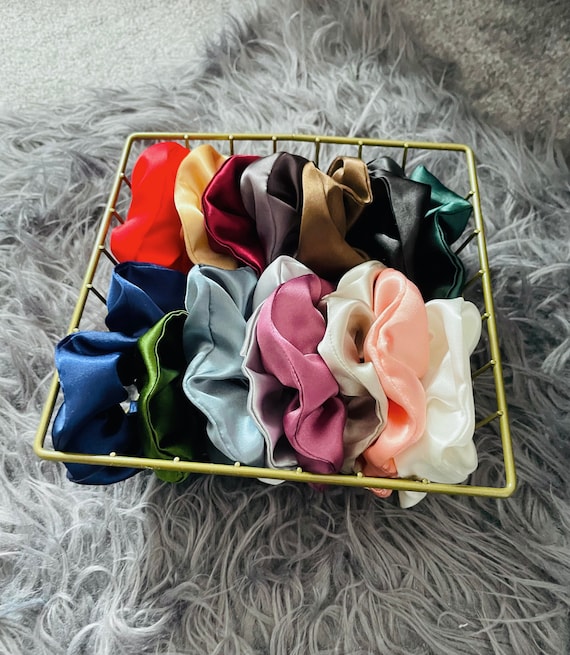 SATIN ROSE HAIR TIE MAROON SATIN ROSE HAIR TIE MAROON