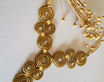 Gold necklace spiral and strass/golden grass necklace/Herb Dorada/Organic/CAPIM Dourado/Ethnic/Boho Chic