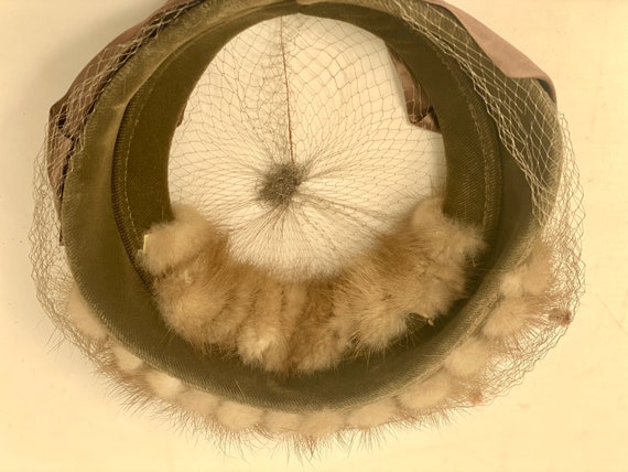 1950's Brown Mink Pillbox Hat with Tulle Netting … - image 8