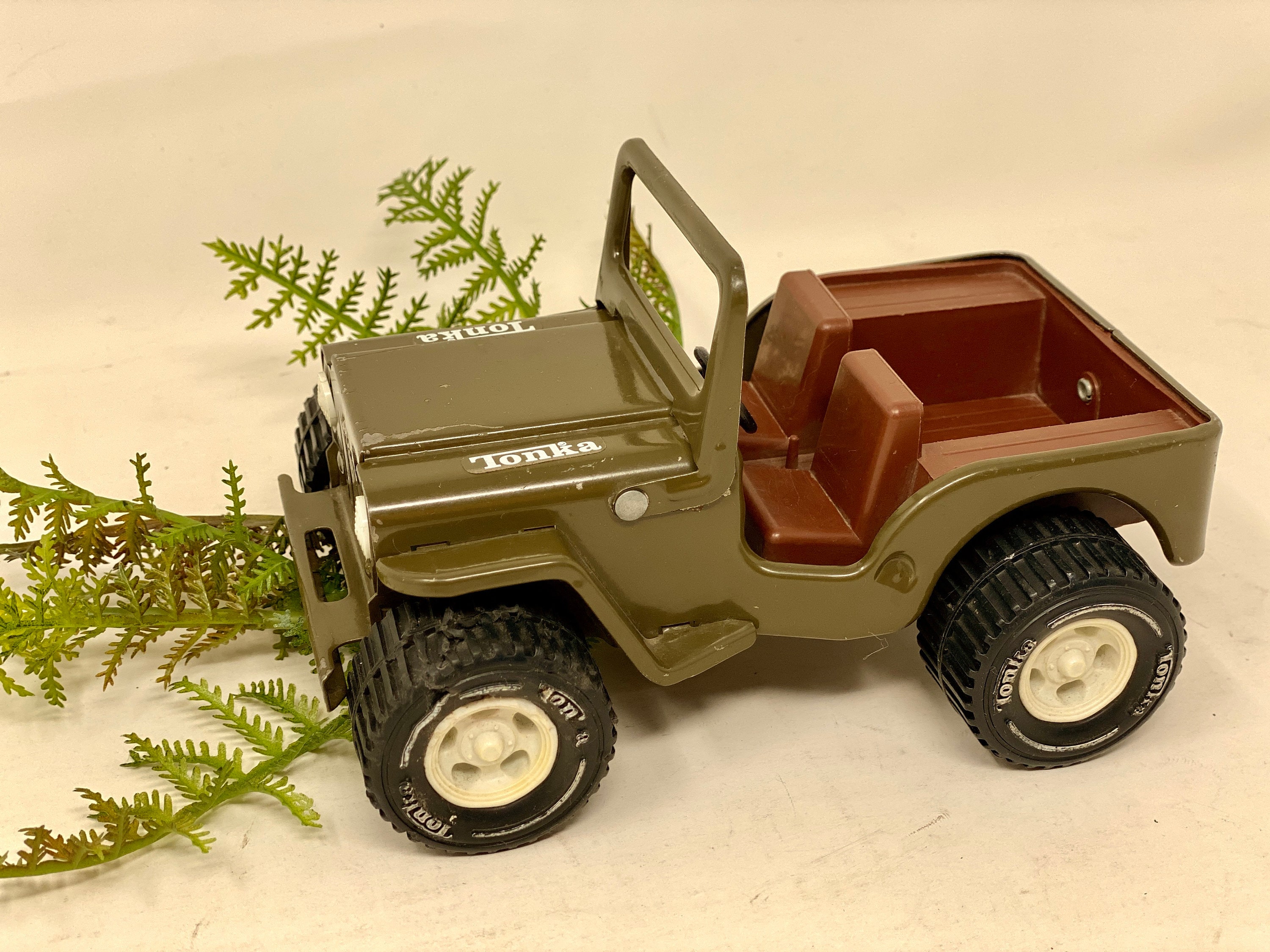 tonka spielzeug alt Vintage 1970's Tonka Military Jeep in Pressed Steel Vintage Tonka