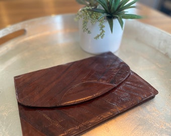 Vintage Clutch Purse / Small Brown Clutch Eel Skin Handbag ⎮ Vintage Brown Soft Leather Clutch Purse