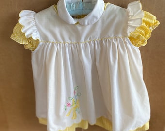 Vintage Little Girl Dress Yellow Gingham  w/ White Pinafore - 3-4 Year Dress Pinafore Dress Yellow Gingham -Vintage Child's Easter Dress
