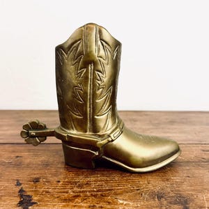 Vintage Solid Brass Cowboy Boot with Spurs Planter / Gold Metal Southern Southwest Cowboy Shoe Decor / Oklahoma Texas South Fashion Figurine